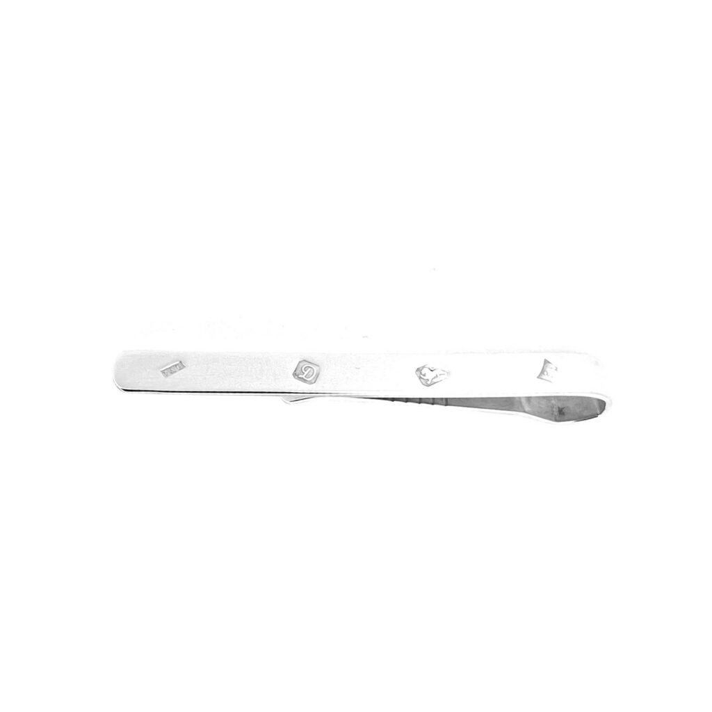 Long period sterling silver tie clip suited to wider vintage ties